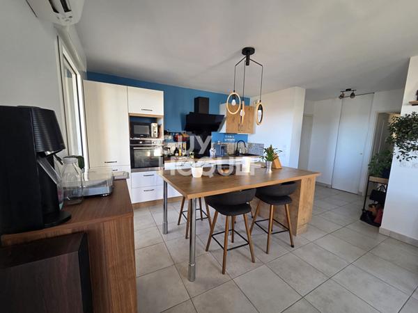 Aix La Duranne, Appartement de 3 pièces 64 m2 avec magnifique terrasse de 42 m2