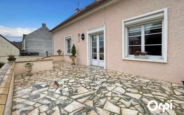 Maison à vendre    6 pièces • 160 m2 Pont-Sainte-Maxence