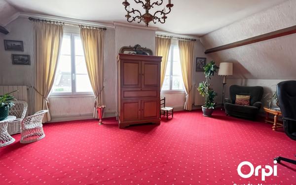 Maison à vendre    6 pièces • 160 m2 Pont-Sainte-Maxence