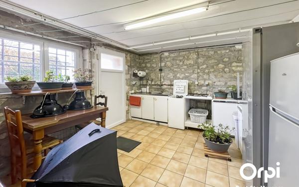 Maison à vendre    6 pièces • 160 m2 Pont-Sainte-Maxence