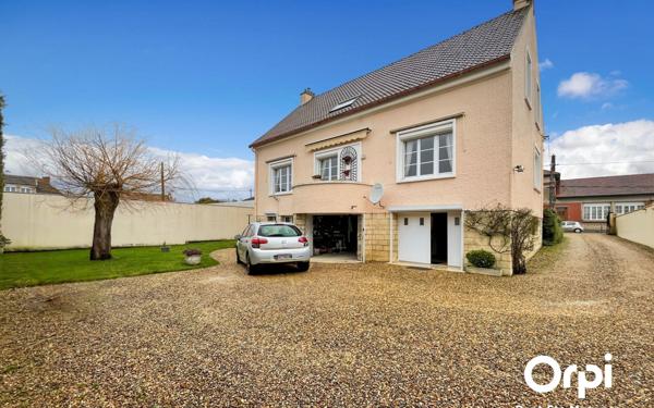 Maison à vendre    6 pièces • 160 m2 Pont-Sainte-Maxence