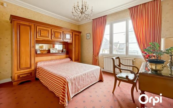 Maison à vendre    6 pièces • 160 m2 Pont-Sainte-Maxence