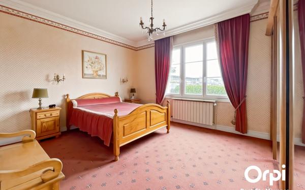 Maison à vendre    6 pièces • 160 m2 Pont-Sainte-Maxence