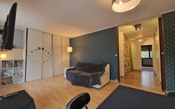 Appartement à vendre    3 pièces • 68,23 m2 Vaires-sur-Marne