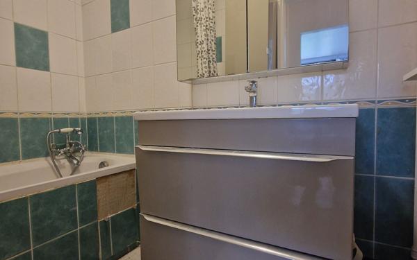 Appartement à vendre    3 pièces • 68,23 m2 Vaires-sur-Marne