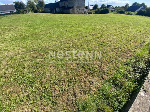 Concarneau Terrain viabilisé de 1095 m2 proche plages et voie verte