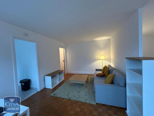 Appartement à louer 1 pièce 45.65m²
