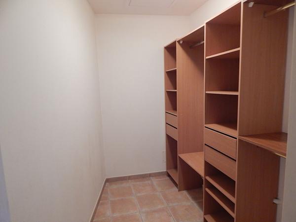 EXCLUSIVITE A CHATEAUNEUF DE GADAGNE ENTRE LE THOR ET AVIGNON - MAISON A LOUER DE 107 M² - 3 chambres - 2 SDB -AVEC COUR DE 40 M²