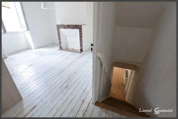 Maison de bourg en pierre avec dépendance à vendre 4 pièces à Saint-Antoine-de-Breuilh (24)