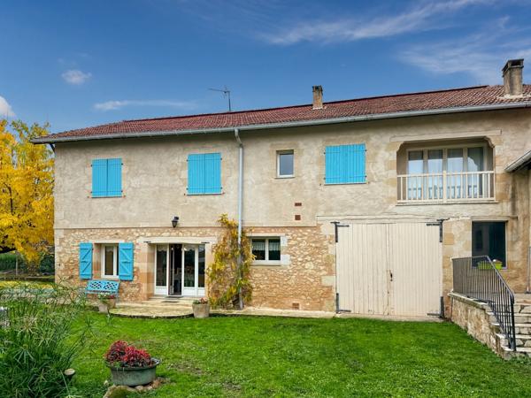 Immeuble de rapport - 580 m2 - RIGUEPEU - 4 logements avec jardin