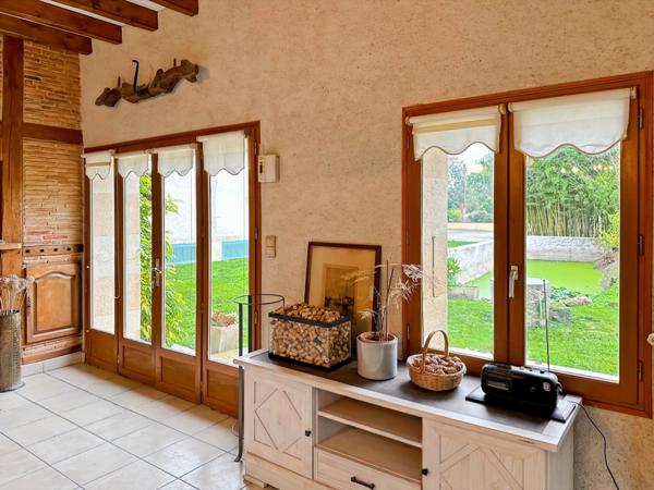 Immeuble de rapport - 580 m2 - RIGUEPEU - 4 logements avec jardin