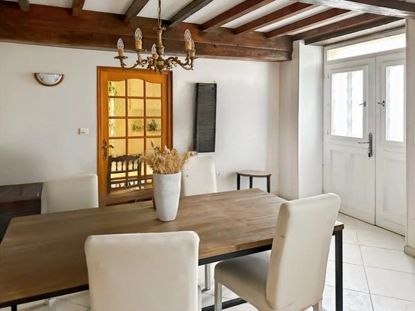 Immeuble de rapport - 580 m2 - RIGUEPEU - 4 logements avec jardin