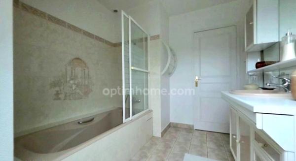 Maison à vendre 7 pièces SAINT-AVE 56890 Morbihan Bretagne Sud