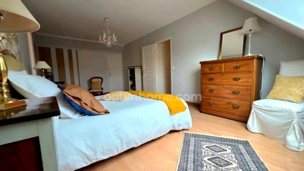 Maison à vendre 7 pièces SAINT-AVE 56890 Morbihan Bretagne Sud
