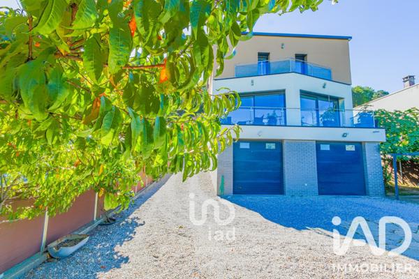 Maison à vendre 6 pièces 145 m² Saint-Léger-du-Bourg-Denis