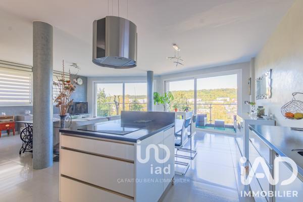 Maison à vendre 6 pièces 145 m² Saint-Léger-du-Bourg-Denis