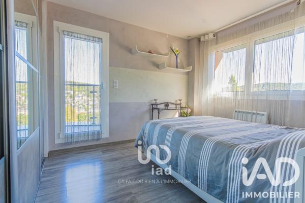 Maison à vendre 6 pièces 145 m² Saint-Léger-du-Bourg-Denis