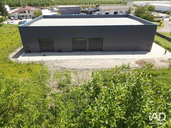 Location local d’activité 250 m² Vourey