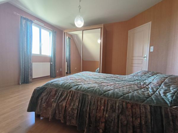 A vendre maison contemporaine , rare sur le marché proche Saint Méen le grand