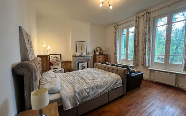 Maison à vendre    7 pièces •  Bourret