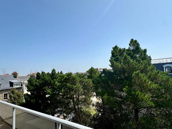 Appartement T4 Saint Malo Saint Servan centre ascenseur terrasse cave et garage