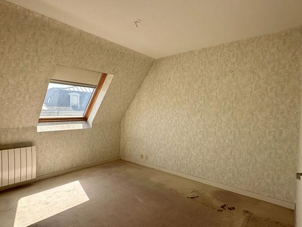 Appartement T4 Saint Malo Saint Servan centre ascenseur terrasse cave et garage