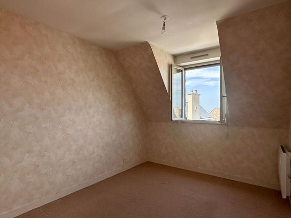 Appartement T4 Saint Malo Saint Servan centre ascenseur terrasse cave et garage