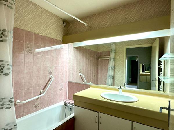 Appartement T4 Saint Malo Saint Servan centre ascenseur terrasse cave et garage