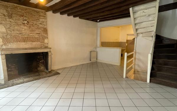 Immeuble à vendre    4 pièces • 189 m2 Nevers