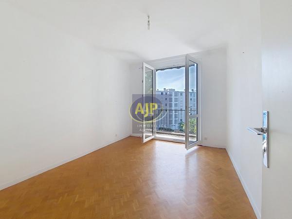Appartement à vendre Nantes - 4 pièces, 115m² avec 3 chambre(s) à 328 600€ - AJP Immobilier Nantes Jouzel