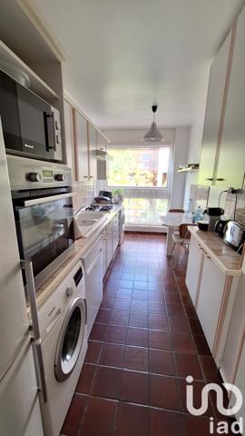 Appartement à vendre 4 pièces 77 m² Le Chesnay-Rocquencourt