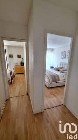 Appartement à vendre 4 pièces 77 m² Le Chesnay-Rocquencourt