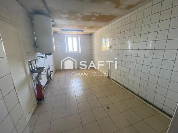 Ste Croix - Maison de 160 m² à restaurer avec atelier de 58 m²