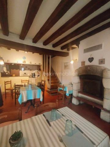 Local d activites de 93,50 m²