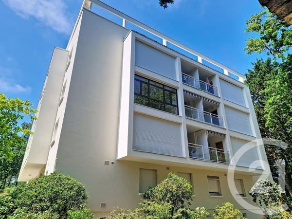 Appartement T3 à vendre  3 pièces - 69,69 m 2   ARCACHON  - 33