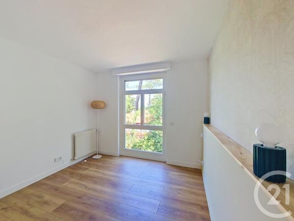 Appartement T3 à vendre  3 pièces - 69,69 m 2   ARCACHON  - 33