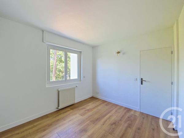 Appartement T3 à vendre  3 pièces - 69,69 m 2   ARCACHON  - 33