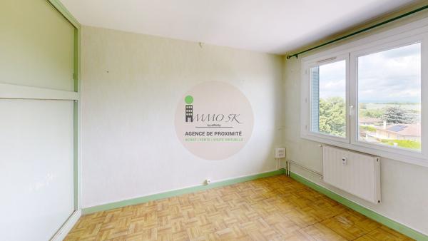Appartement
         4 pièces
        - 67 m² Exclusivité 150 000 € *