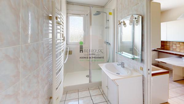 Appartement
         4 pièces
        - 67 m² Exclusivité 150 000 € *