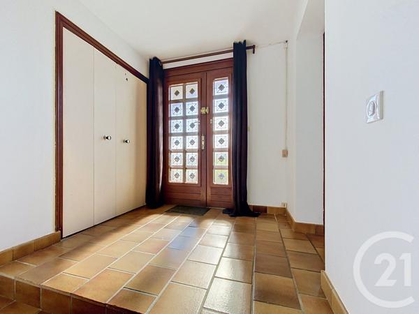 Maison à vendre  6 pièces - 157 m 2   ECHILLAIS  - 17