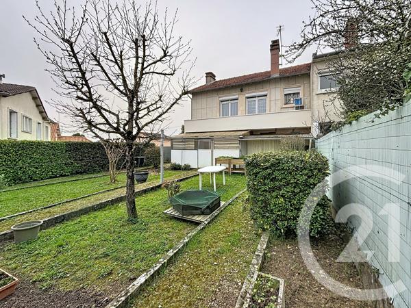 Maison à vendre  4 pièces - 69 m 2   ANGOULEME  - 16
