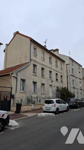 Sur la commune de GAGNY (Seine-Saint-Denis) studio à rénover