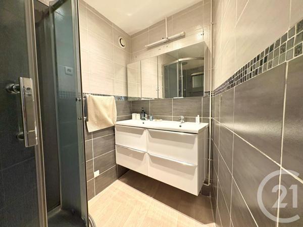 Appartement T3 à vendre  3 pièces - 54,40 m2 MARSEILLE - 13001