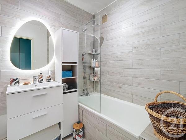 Appartement F2 à vendre  2 pièces - 41,49 m2 VANDOEUVRE LES NANCY - 54