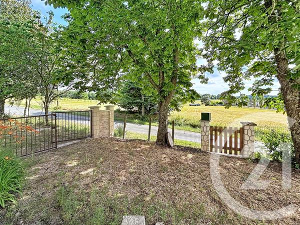 Maison à vendre  4 pièces - 102,44 m 2   MUSSIDAN  - 24