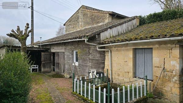 Maison de ville à vendre à Melle dans les Deux-Sèvres (79500), ref : 11967