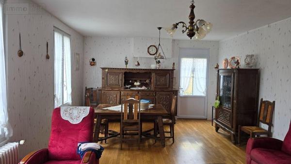 Maison de ville à vendre à Melle dans les Deux-Sèvres (79500), ref : 11967