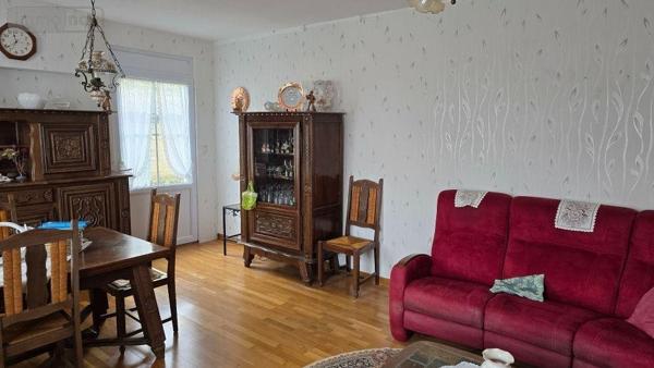 Maison de ville à vendre à Melle dans les Deux-Sèvres (79500), ref : 11967