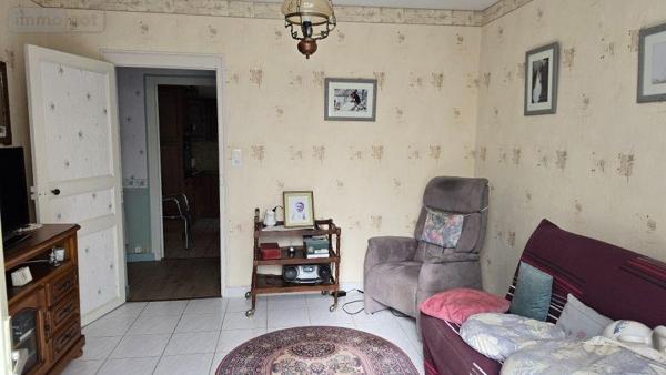 Maison de ville à vendre à Melle dans les Deux-Sèvres (79500), ref : 11967