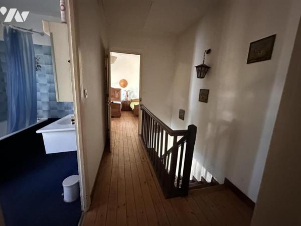 A VENDRE VANNES Sud, proximité Conleau, en impasse au calme, maison 198 m² hab. jardin 